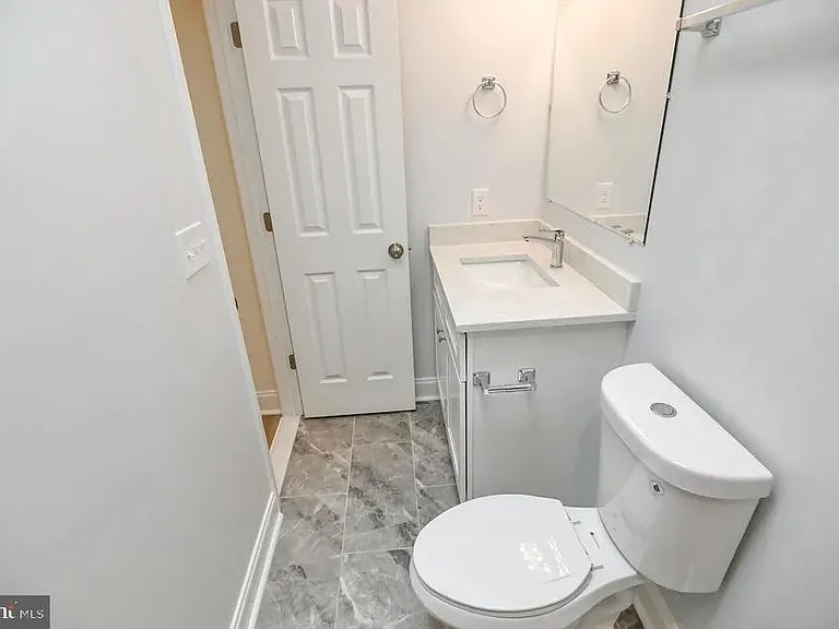 1227 Washington Blvd — Photo 23