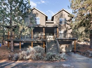 19672 Winter Wren Loop, Bend, OR 97702