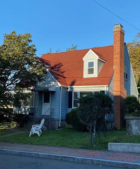14 Chestnut St — Photo 1