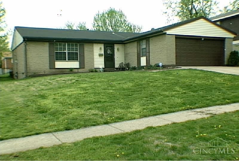 1st image of 767 Holyoke Dr