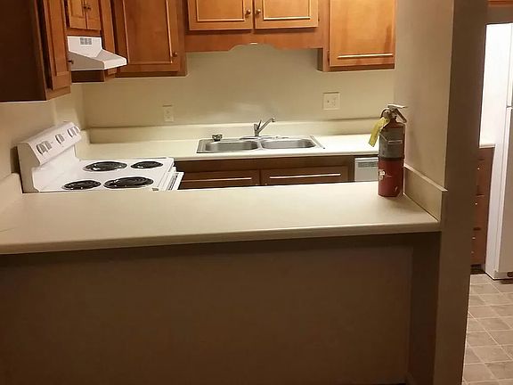 5th image of 222 Lanier Dr APT 409