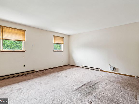 4th image of 8423 Torresdale Ave