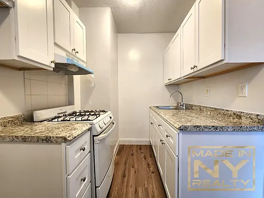 Rented by Made In NY Realty | media 4