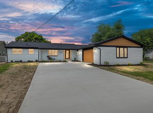 39893 Duluth St, Harrison Township, MI 48045