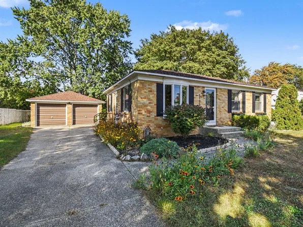 5155 Mildred Ave SE, Kentwood, MI 49508