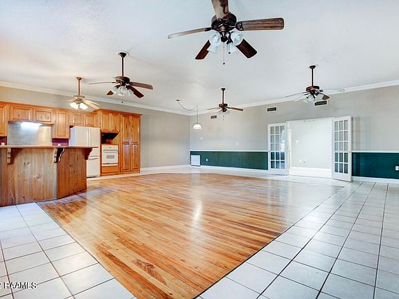 5th image of 807 S Morgan Ave #2