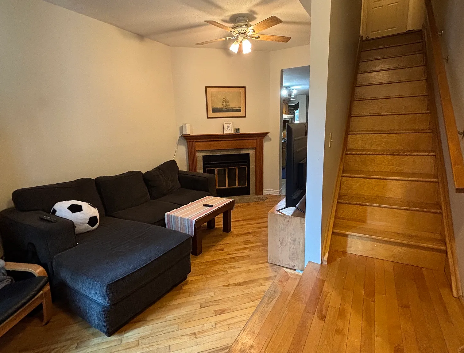 415 Lisgar — Photo 2
