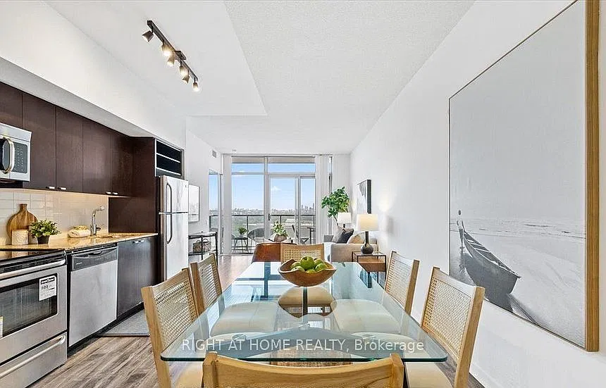 2 bed, $2,650 — Photo 4
