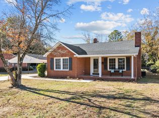 209 N Watauga Ave, Dunn, NC 28334