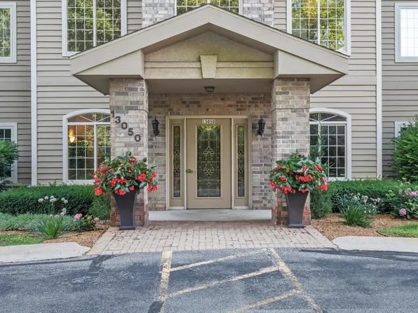 13050 West Bluemound ROAD #303, Elm Grove, WI 53122
