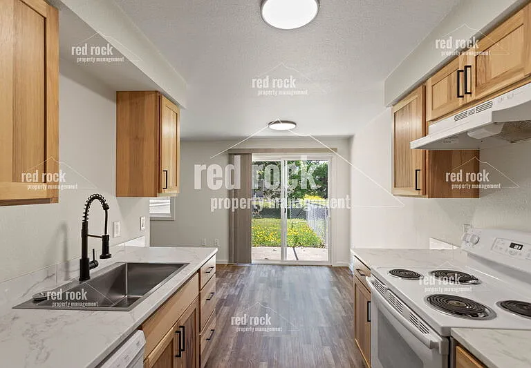 3901 W Spiers Ave #3 — Photo 11