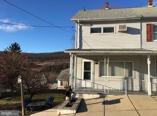 19 W Ridge St, Coaldale, PA 18218