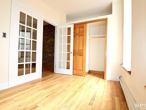5th image of 814 10th Ave APT 4a