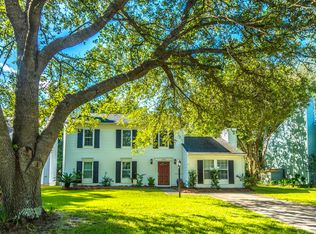 2643 Lake Myrtle Dr, Charleston, SC 29414