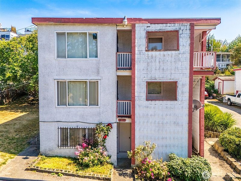 4th image of 812 29th Avenue S