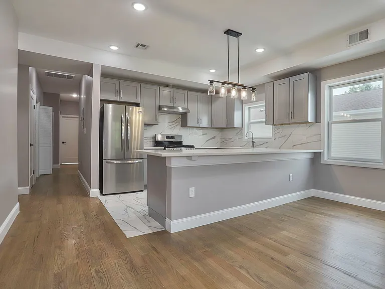 362 Virginia Ave #2 — Photo 7
