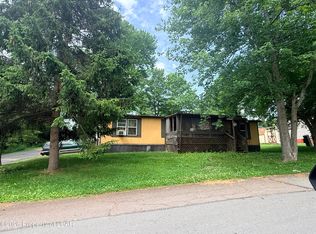 77 Valley Stream Park, Mountain Top, PA 18707