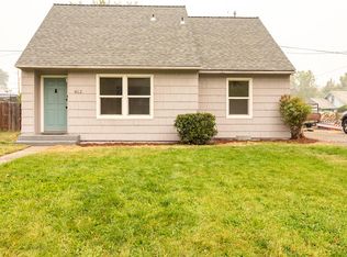 812 Palm St, Medford, OR 97501