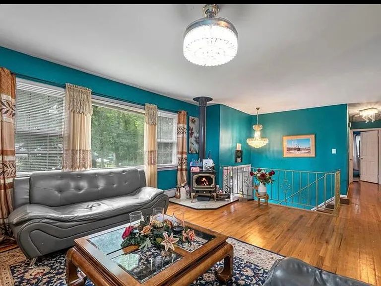 95 Hillside Ave #1 — Photo 8