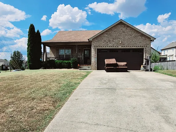 3424 Bradfield Dr, Clarksville, TN 37042