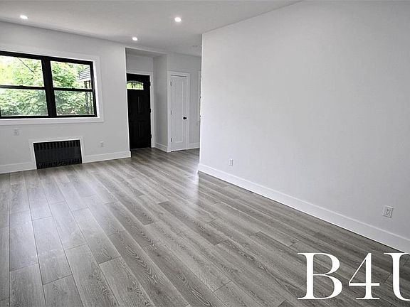 5th image of 8610 Avenue N