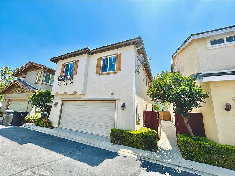 14602 Longwood Ave — Photo 33
