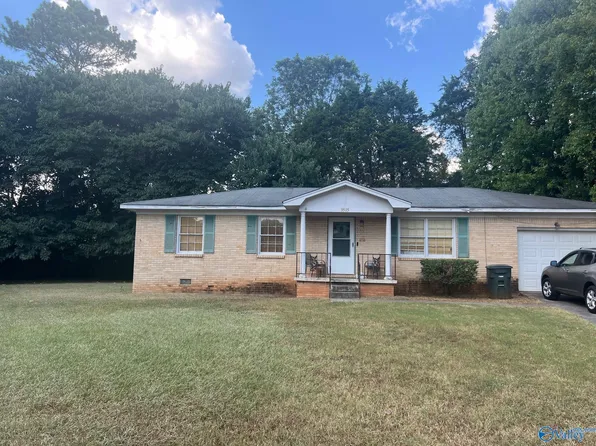 3515 Lois Ln NW, Huntsville, AL 35810