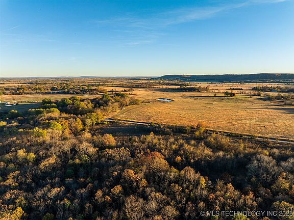 2nd image of 1 E 1020th Rd