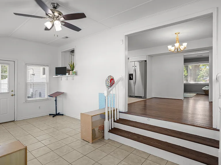 1810 Mehrens Ct — Photo 20