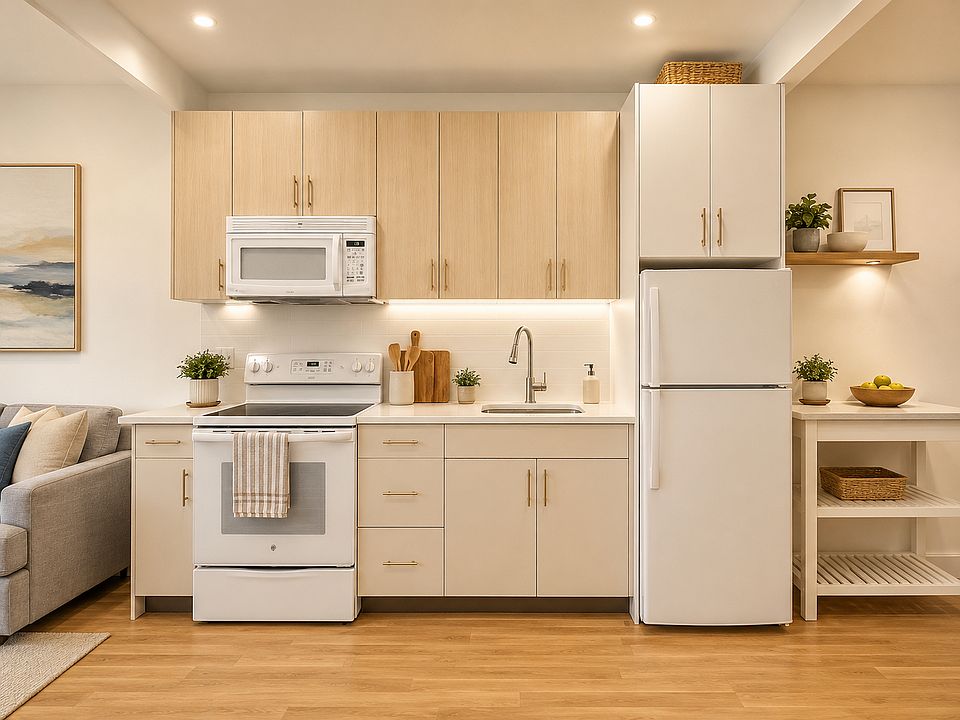 2nd image of 763 Lexington Ave #2A