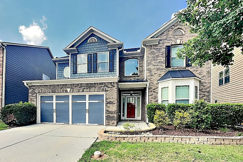 5 bed, 3.5 bath, 3395 sqft, $3,500 — Photo 1