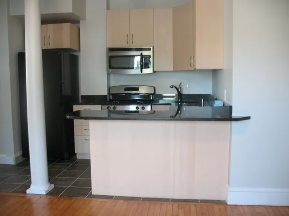 102 Wallace St #2, Somerville, MA 02144