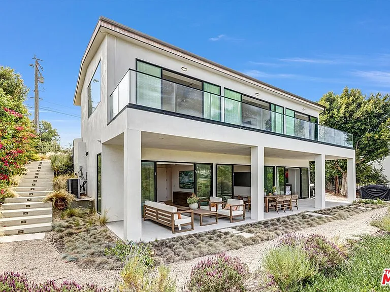 6656 Dume Dr #B — Photo 18