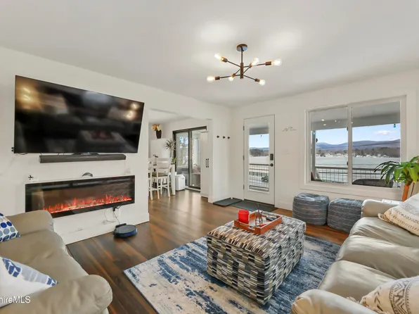 1526 North St, Pittsfield, MA 01201