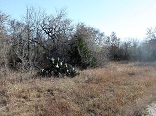 100 Track Rd, Dale, TX 78616