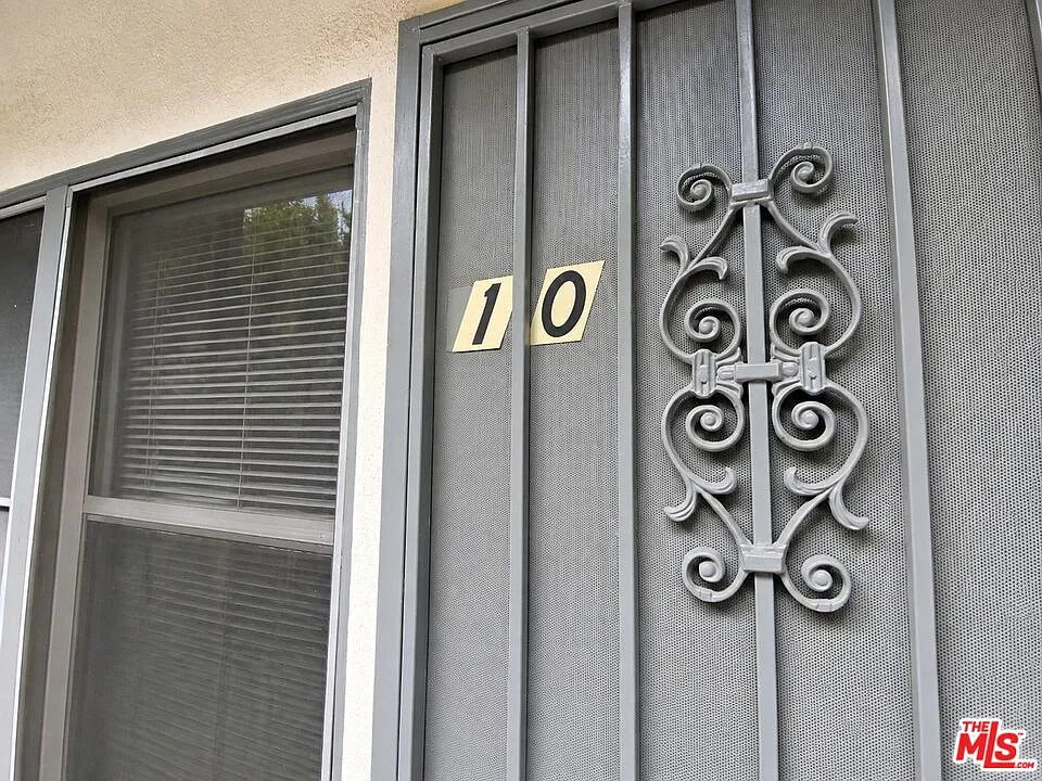 Studio, 1.0 bath, 450 sqft, $1,450 — Photo 2