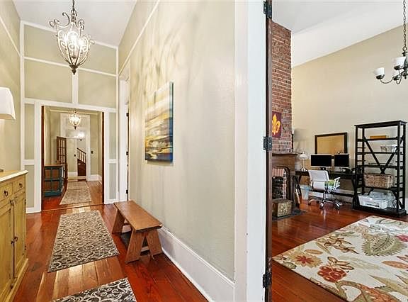 2nd image of 827 Washington Ave