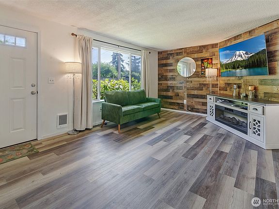 4th image of 759 134th Street S