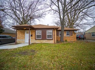 106 Sauk Trl, Park Forest, IL