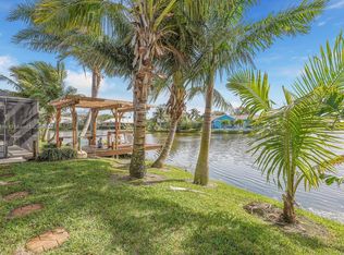 9020 SE Jupiter Narrows Pl, Hobe Sound, FL 33455