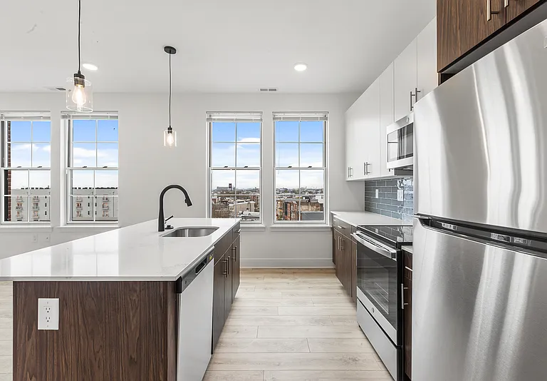 943 Washington Ave #501 — Photo 6