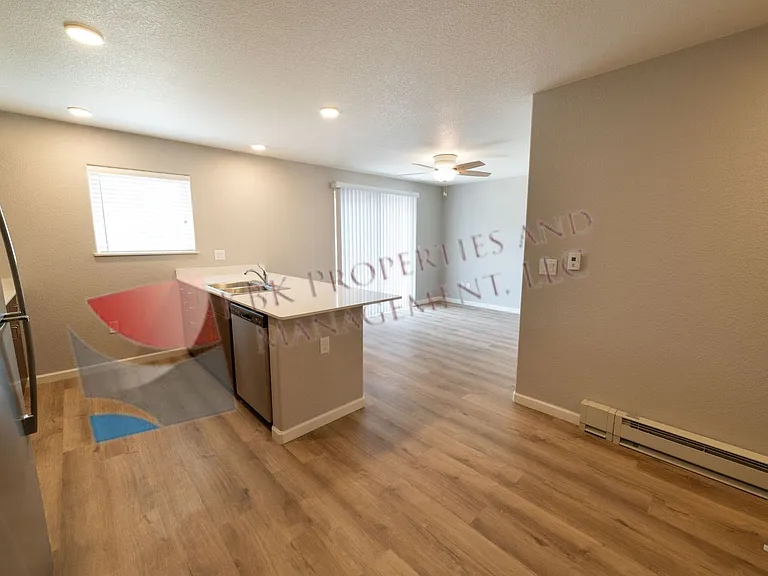 Timberview Apartments — Photo 23
