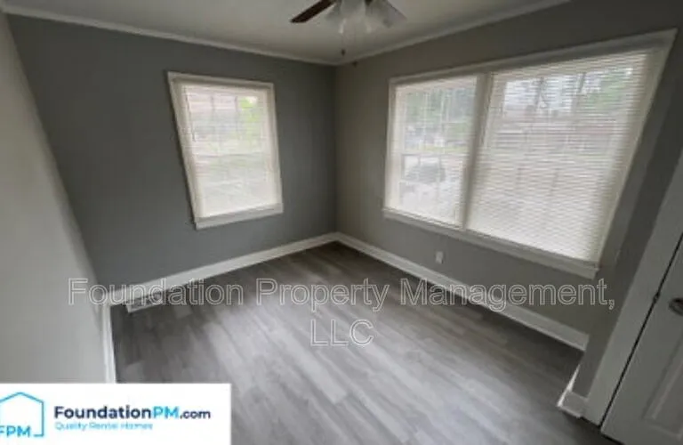 790 S Pkwy E — Photo 9