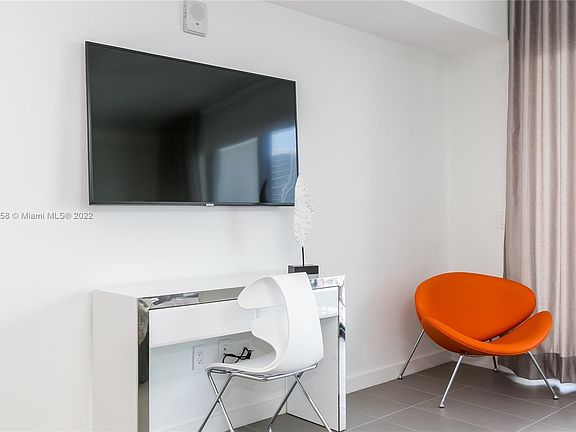 4th image of 1600 NE 1st Ave APT 1703