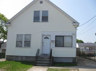30 Venice St, Providence, RI 02908