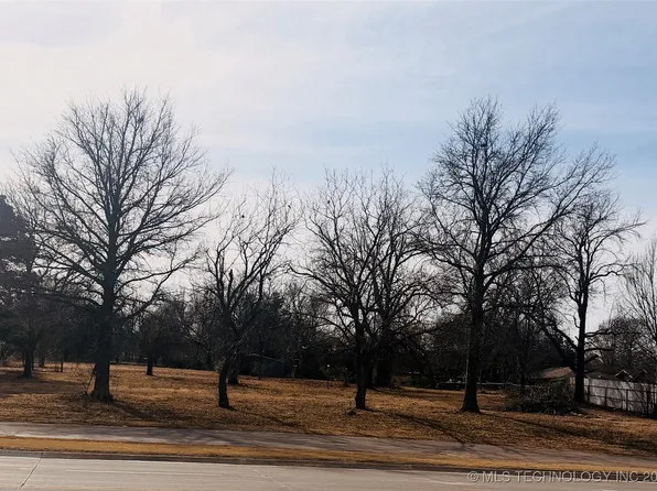 2807 Arlington St, Ada, OK 74820