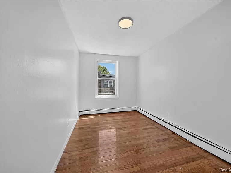 1510 Beach 12 St #2 — Photo 15