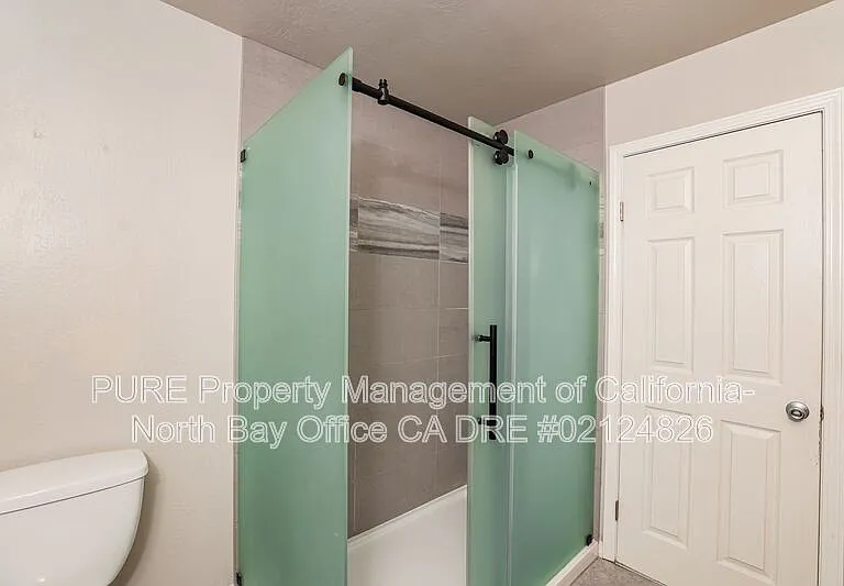 42 Redwood Ct — Photo 19