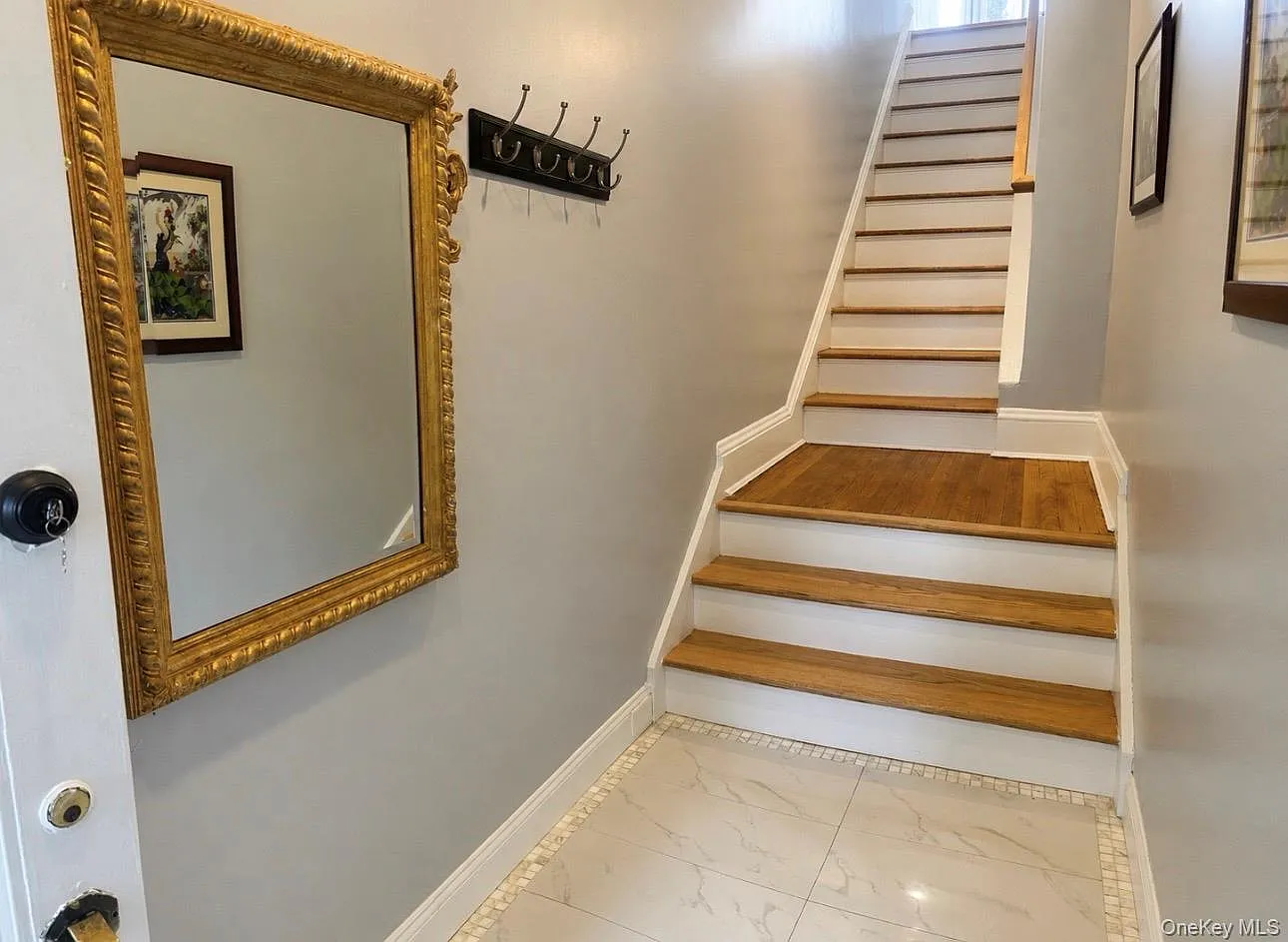 3 bed, 2.0 bath, 1000 sqft, $3,500 — Photo 2
