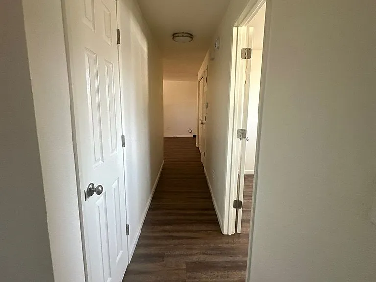 1418 Pleasant Ave #1420 — Photo 17